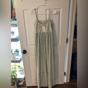 NWT Sim & Sam sage color maxi summer dress. Flowy, romantic, and lightweight.